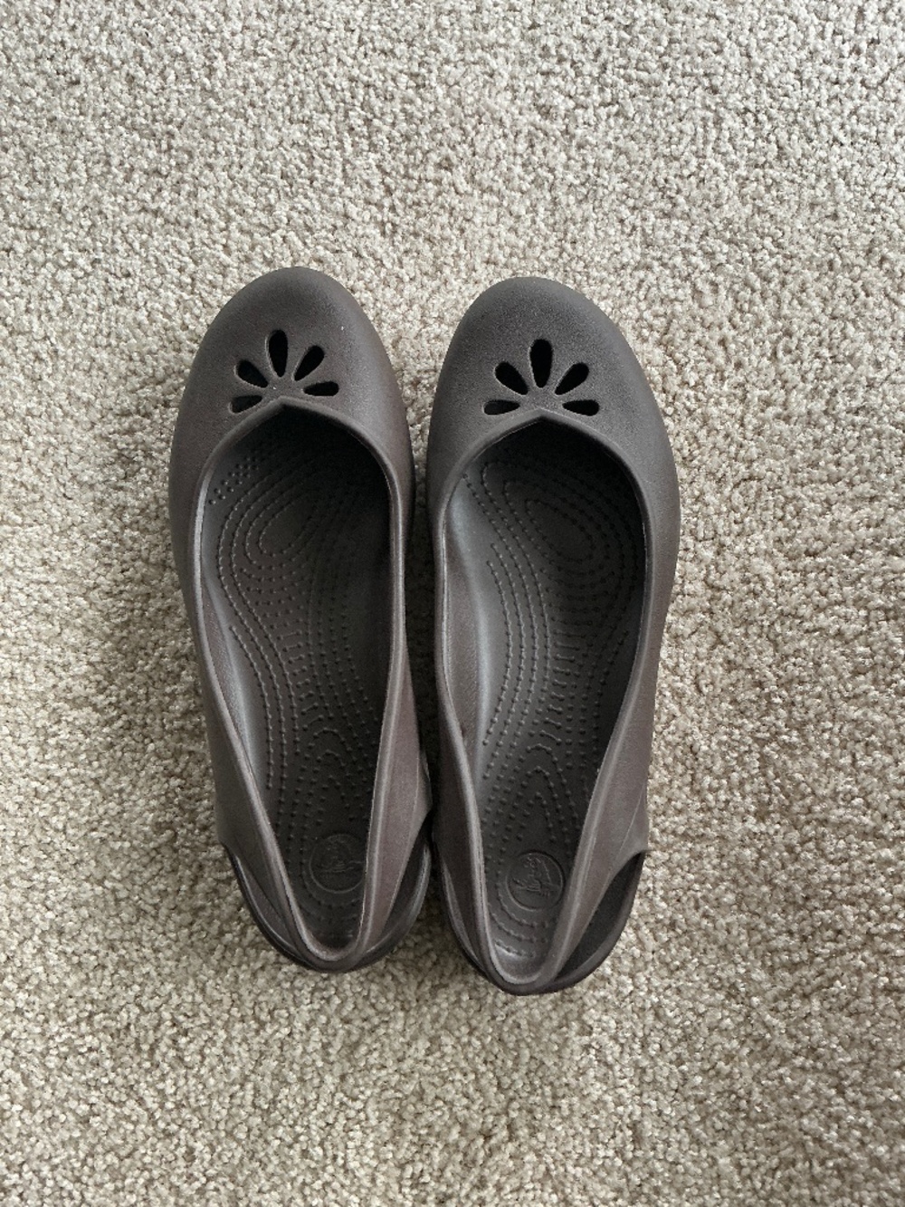 Crocs size 11 women’s brown shoe